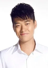 영화배우인 위대훈의 대표 이미지