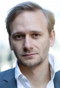 영화배우인 마티아스 리어의 대표 이미지