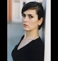 영화배우인 마리-루 셀렘의 대표 이미지