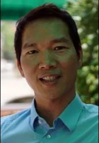 영화배우인 크롬웰 청의 대표 이미지