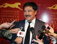 영화감독인 줄피코르 무소코프의 대표 이미지