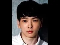 영화배우인 왕환윤의 대표 이미지
