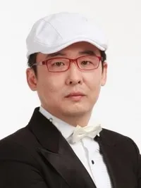 영화감독인 신준형의 대표 이미지