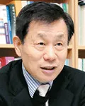 대학교수인 이왕재의 대표 이미지