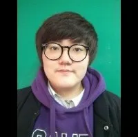 애니메이션 감독인 홍윤기의 대표 이미지