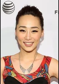 영화배우인 커-시 우의 대표 이미지