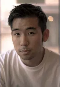 영화감독인 김윤호의 대표 이미지