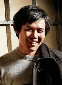 시나리오작가인 손걸의 대표 이미지