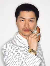 가수인 네즈미센 파이의 대표 이미지