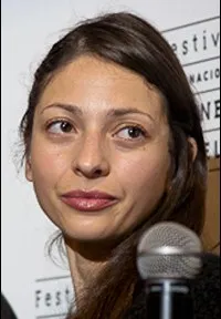 영화배우인 마리아나 곤잘레스의 대표 이미지