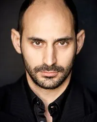 영화배우인 에라이 에길메즈의 대표 이미지