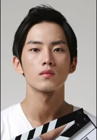 영화배우인 이태희의 대표 이미지