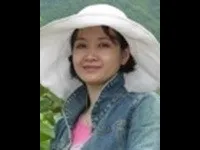 영화감독인 두옹 몽 투의 대표 이미지