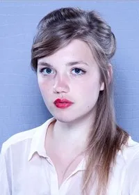 영화배우인 엘리세 반트 라르의 대표 이미지