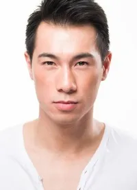 영화배우인 오웬 퀑의 대표 이미지