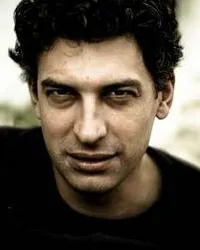 영화배우인 프란체스코 시실리아노의 대표 이미지