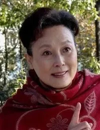 영화배우인 향매의 대표 이미지