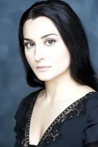 성악가인 Carmela Remigio의 대표 이미지