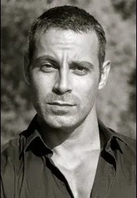 영화배우인 마이클 시걸의 대표 이미지