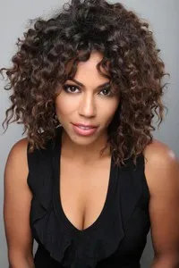 영화배우인 샌디 시몬스의 대표 이미지