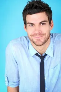 영화배우인 브렌트 베일리의 대표 이미지