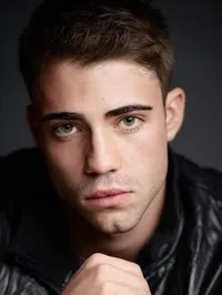 영화배우인 레스터 엘리스 주니어의 대표 이미지