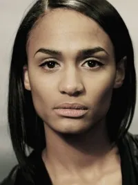 영화배우인 난나 블론델의 대표 이미지