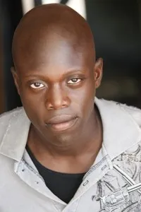 영화배우인 케스턴 존의 대표 이미지