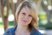 영화배우인 트레이시 페어웨이의 대표 이미지