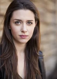 영화배우인 조이 워스의 대표 이미지