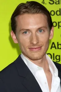 영화배우인 제임스 랜드리 허버트의 대표 이미지