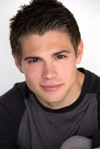 영화배우인 라이언 그레코의 대표 이미지