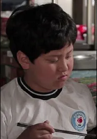 영화배우인 김동엽의 대표 이미지