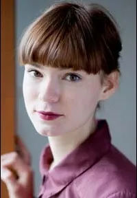 영화배우인 틸다 코브햄 허비의 대표 이미지