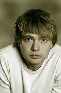 영화배우인 로리 레이글의 대표 이미지