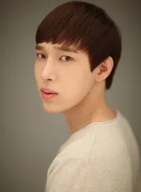 영화배우인 배근환의 대표 이미지