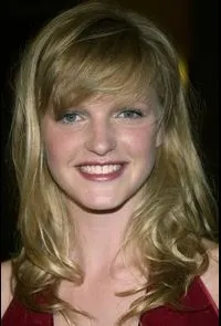 영화배우인 소피 트라우브의 대표 이미지