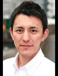 영화배우인 오모토 타카시의 대표 이미지