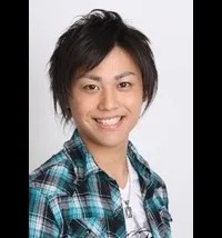 성우인 코모토 케이스케의 대표 이미지