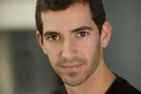 영화배우인 닉 그린의 대표 이미지