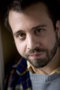 배우인 조던 케네스 캄프의 대표 이미지