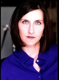 영화배우인 로리 레이븐스보그의 대표 이미지