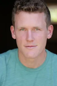 영화배우인 카 캐벤더의 대표 이미지