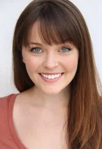 영화배우인 캐서린 라빅투아르의 대표 이미지