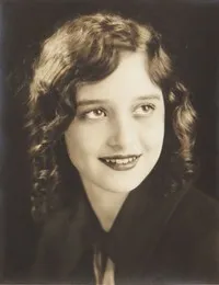 영화배우인 마리안 마쉬의 대표 이미지