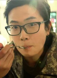 영화감독인 송현석의 대표 이미지