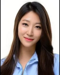 영화배우인 염문경의 대표 이미지