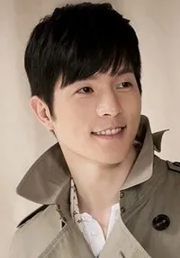 탤런트인 김태겸의 대표 이미지