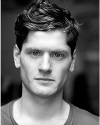 영화배우인 카일 솔러의 대표 이미지