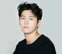 영화배우인 이학주의 대표 이미지